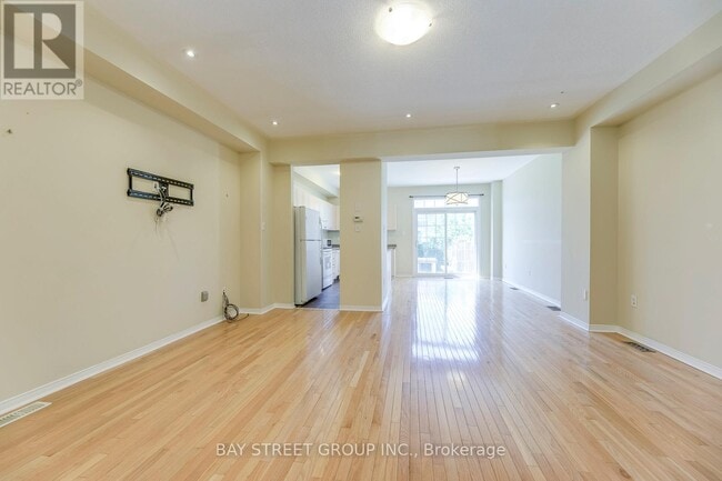Building Photo - 2413 Whistling Springs Crescent