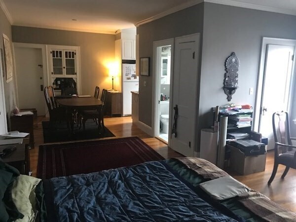 Foto principal - 21 Bradlee Rd