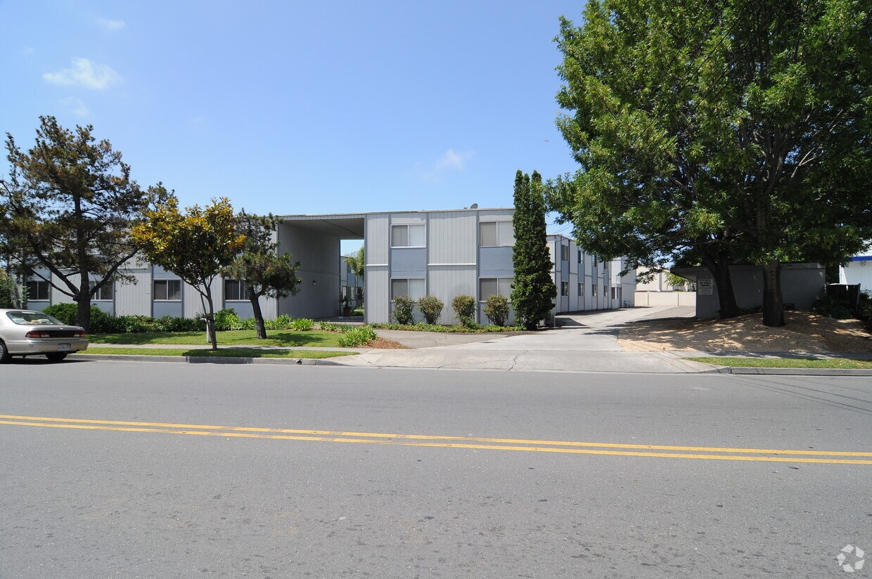 28151 Ruus Rd, Hayward, CA 94544 Apartments in Hayward, CA