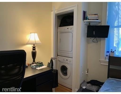 Foto del edificio - 2 br, 1 bath  - 34 Clark St