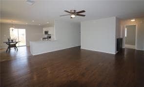 Building Photo - 800 Riverway Ln