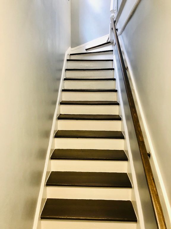 Building Photo - 1450 W Taylor St