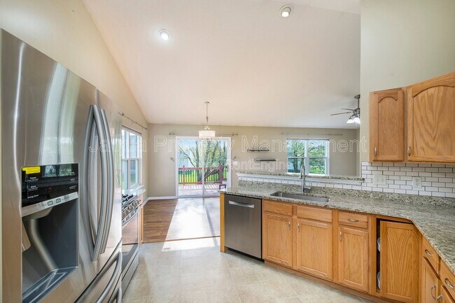 Foto del edificio - 7325 Salerno Cir