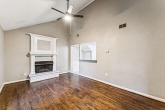 Building Photo - 2709 S 51st Ct
