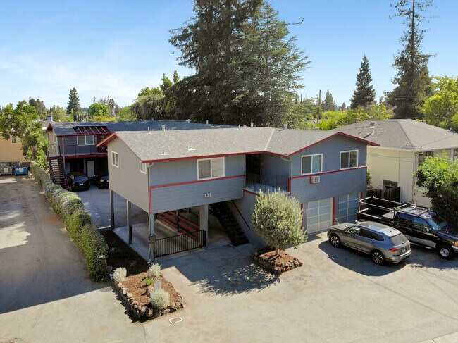 Foto del edificio - 131 Cerrito Ave