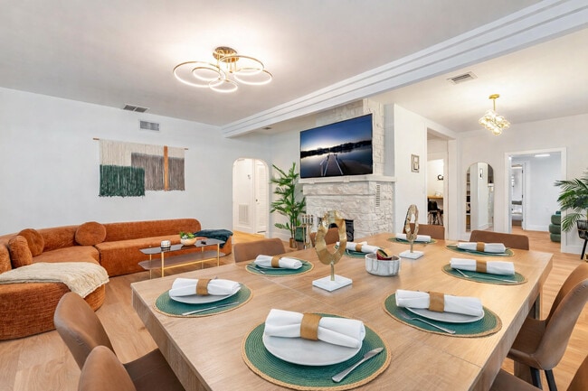 Foto del edificio - 1336 NE 14th Ave