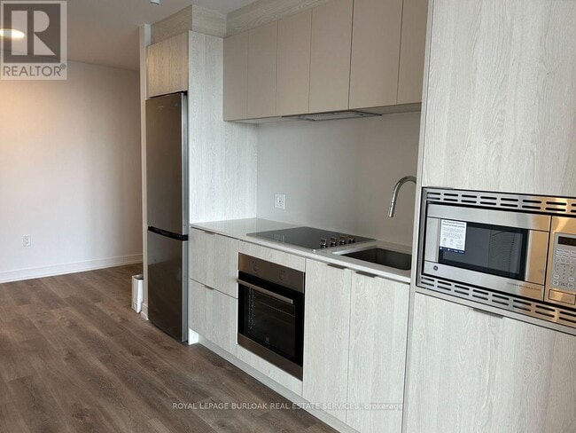 Photo du bâtiment - 1 Jarvis St