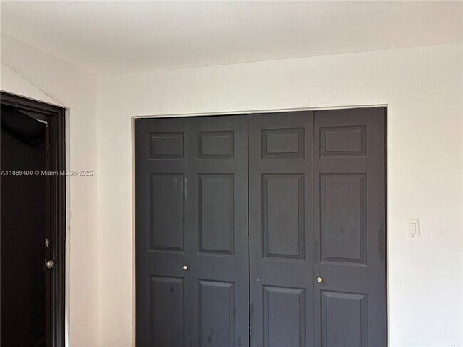 Foto del edificio - 7730 SW 127th Dr
