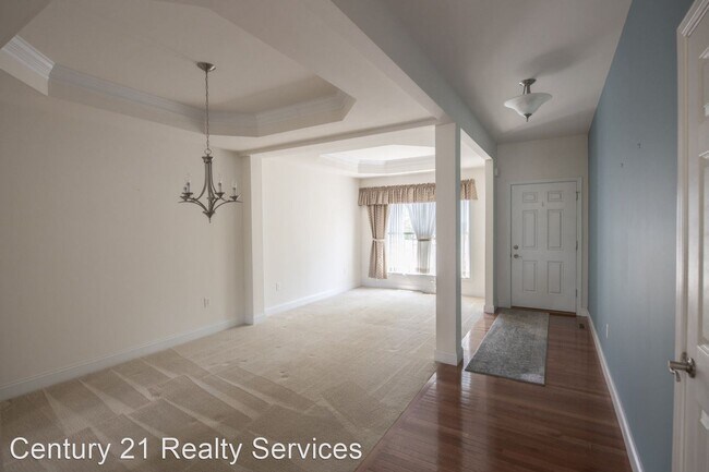 Building Photo - 3 br, 2.5 bath House - 128 Ashford Way