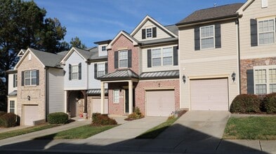 Building Photo - 982 Silver Leaf Dr