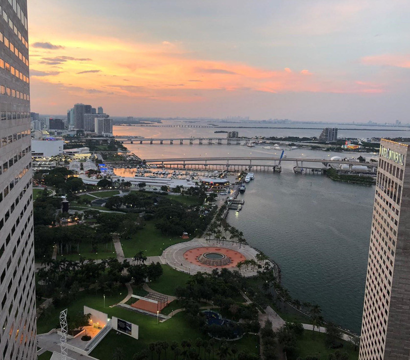 Primary Photo - 325 S Biscayne Blvd