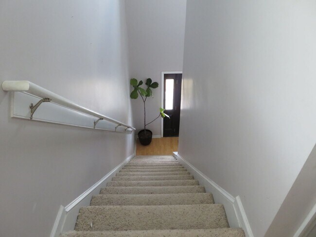 Foto del edificio - Prestigious 3 Bedroom Home!!!