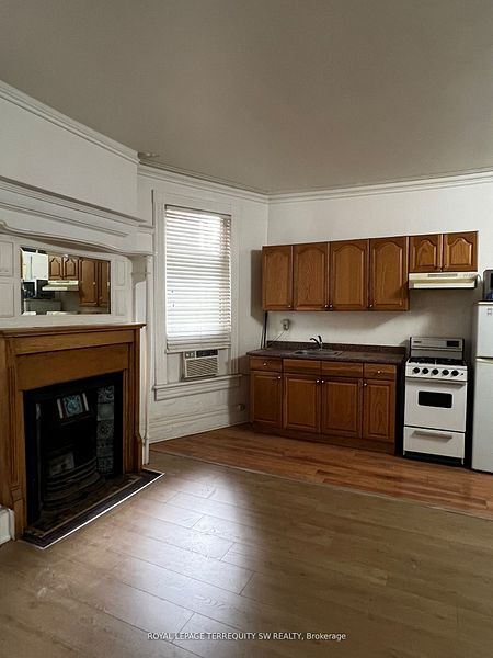 Photo du bâtiment - Annex Bachelor unit available in Clean Qui...