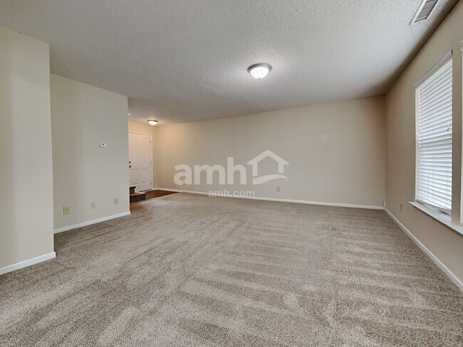 Building Photo - 1207 N Aberdeen Dr