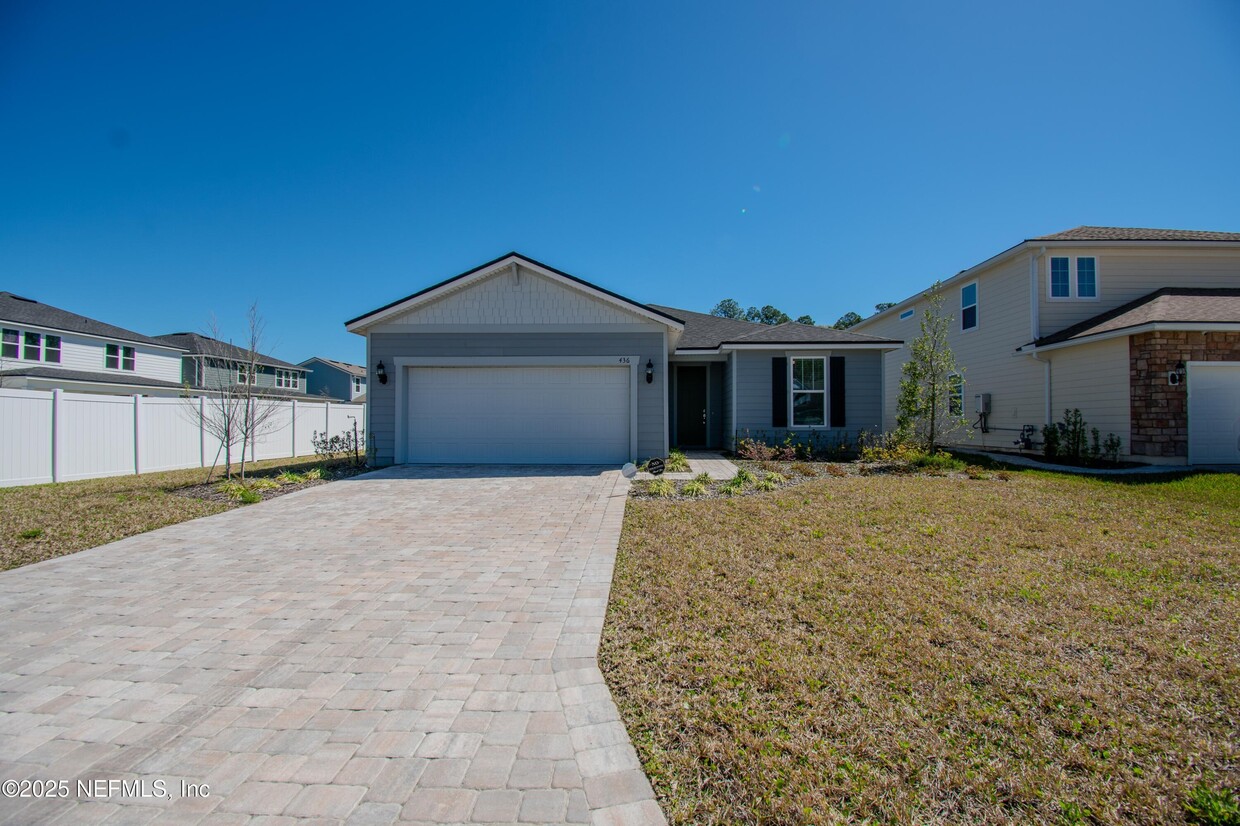Foto principal - 436 Cedar Preserve Ln