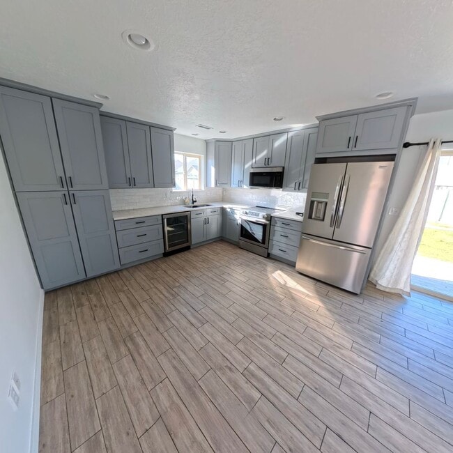 Building Photo - Spanish Fork House - Fully Remodeled