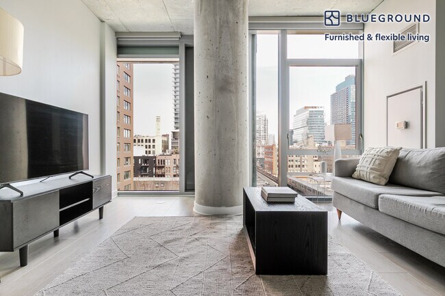 Foto del edificio - 311 W Illinois St