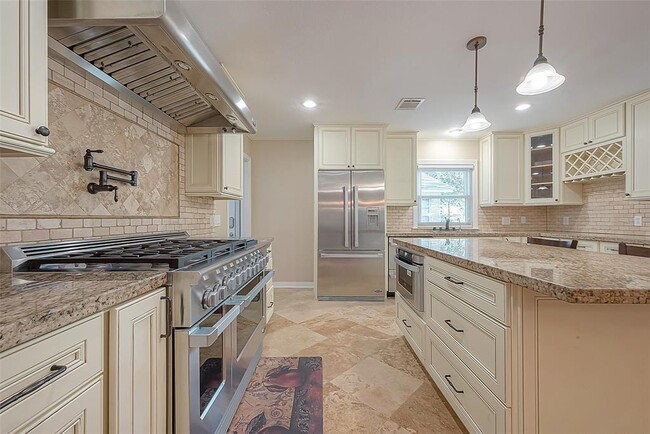 Building Photo - 3707 Purdue St