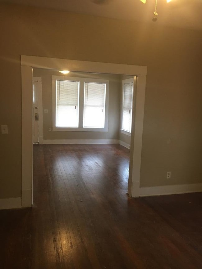 Building Photo - 2 bedroom in Corsicana TX 75110