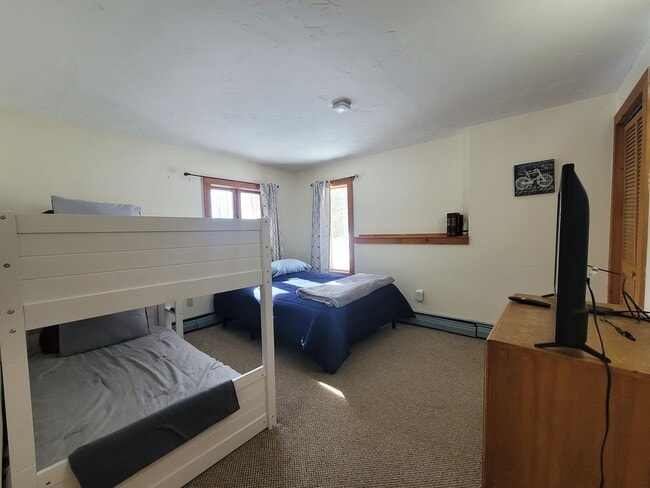 Building Photo - Private Furnished Home in Waterville Estates - 6 mo Winter Seasonal Lease available 11/1/26! - $2495