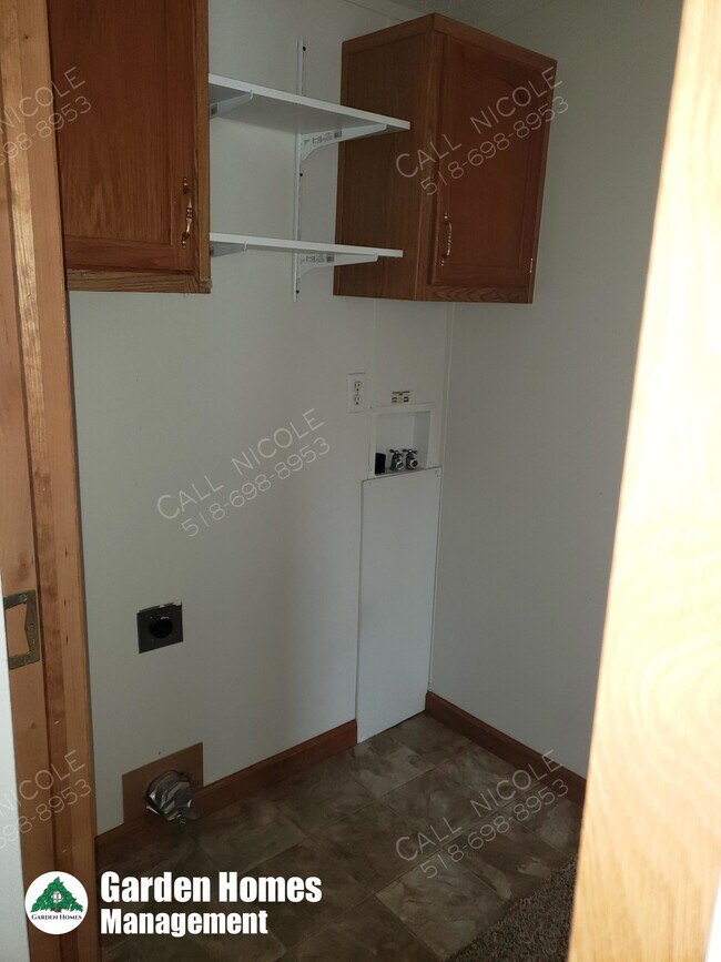 Building Photo - 7 Horner Dr
