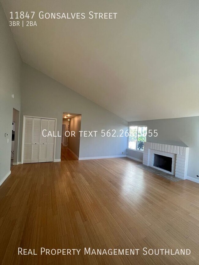 Building Photo - Beautifully Renovated 3/2 Home for Rent in...