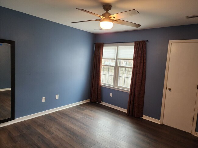 Foto del edificio - 3 Bedroom 2 Bath Rancher in Midlothian!