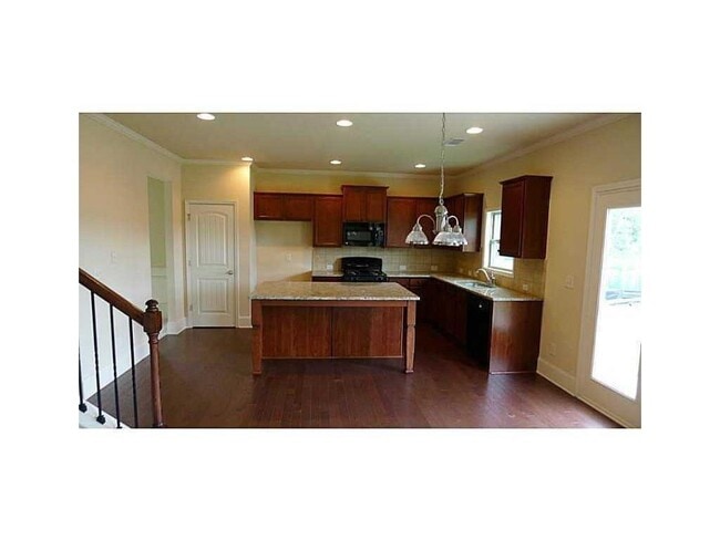 Foto del edificio - 6010 Pine Bluff Dr