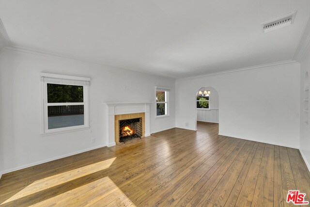 Building Photo - 721 Chautauqua Blvd