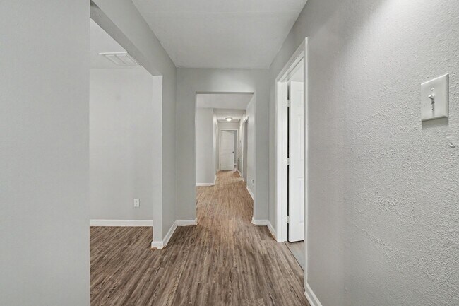 Foto del edificio - 8807 Barton St