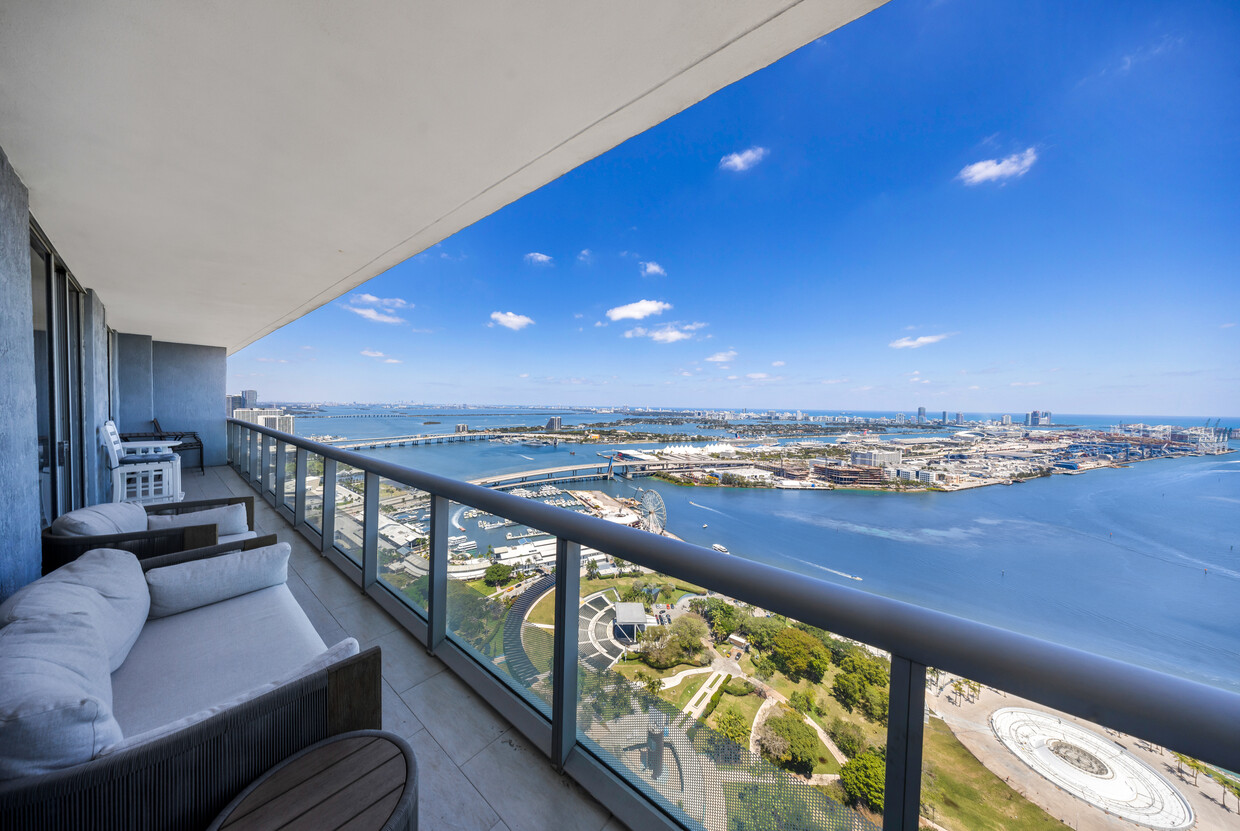 Foto principal - 50 Biscayne Blvd