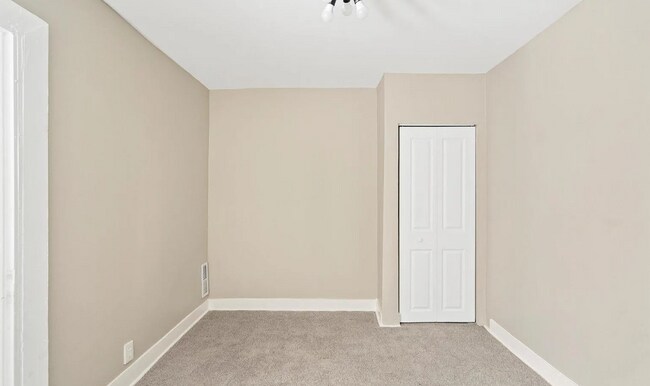 Foto del edificio - 163 N Wolfe St