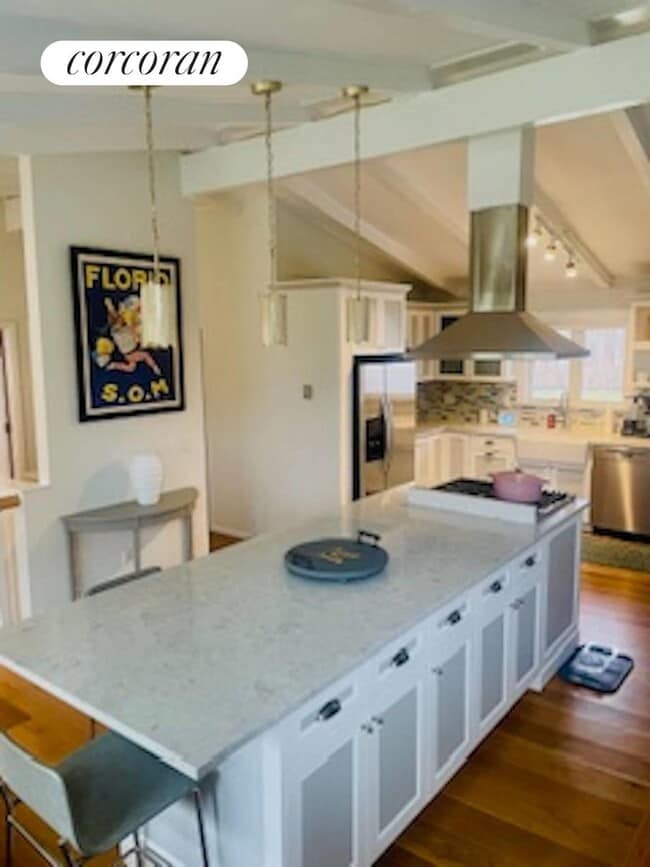 Building Photo - 86 Runnymede Dr