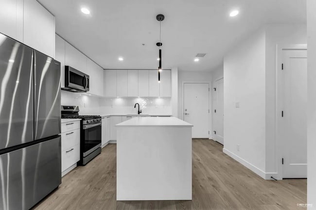 Building Photo - 8353 200A St