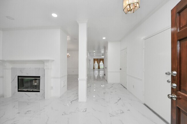 Foto del edificio - 3138 Waters View Dr