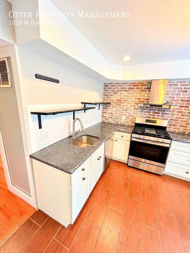 Foto del edificio - 1618 W Diamond St
