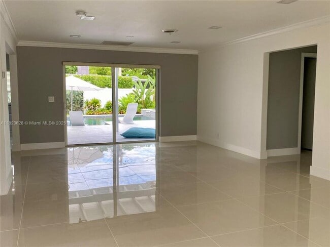 Foto del edificio - 3 bedroom in Hollywood FL 33019
