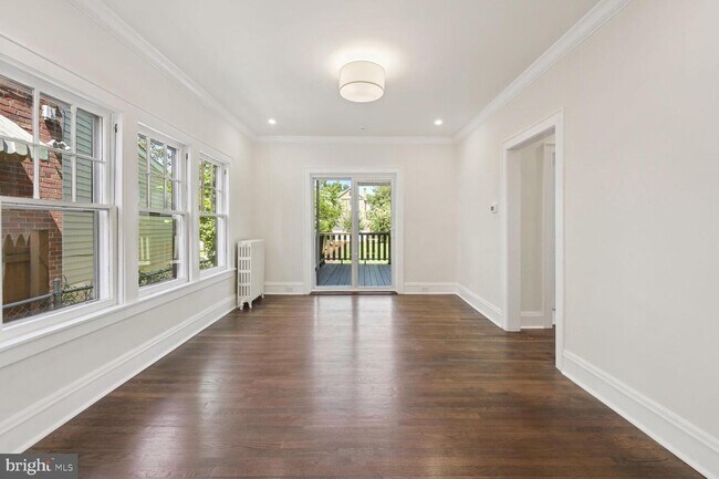 Foto del edificio - 1727 Taylor St NW
