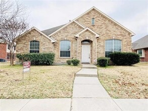 Building Photo - 3416 Woodheights Ct