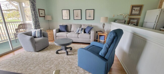 Foto del edificio - 525 White River Dr