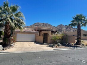 Building Photo - 54610 Avenida Alvarado