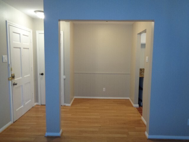 Foto del edificio - 2225 Mimosa Dr