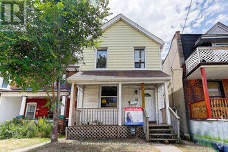 Building Photo - 2179 Dundas St W