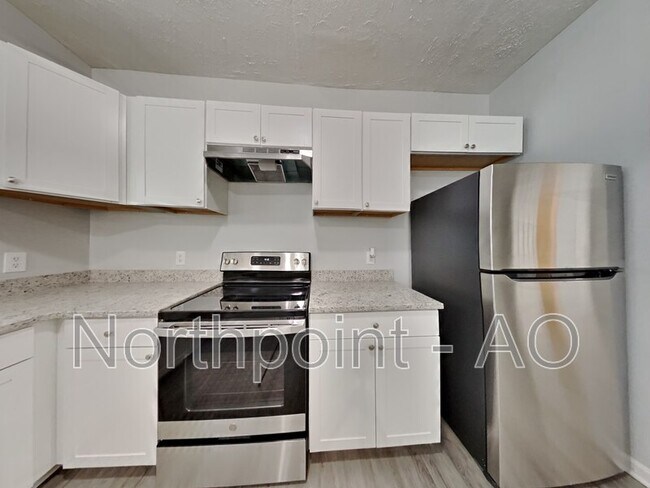 Building Photo - 4551 Parkway Cir