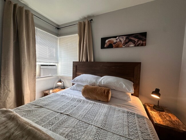 Foto del edificio - 223 S Thurmond St