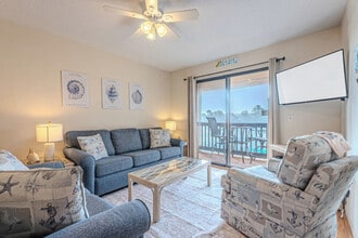 Building Photo - 40 Folly Field Rd