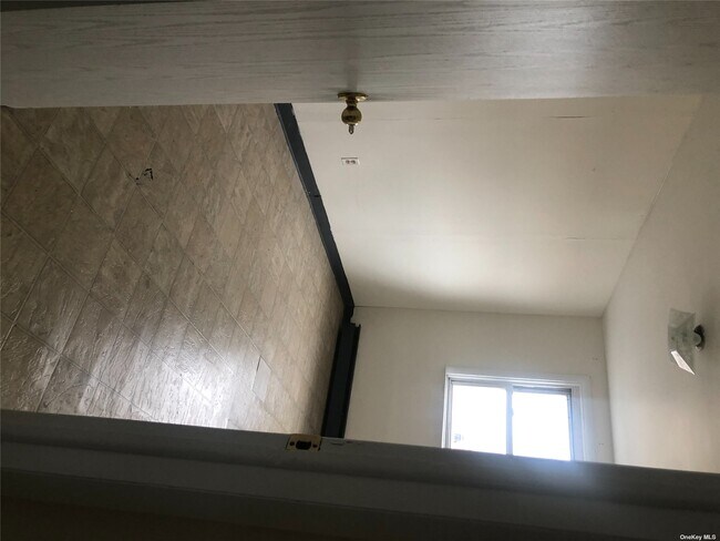 Foto del edificio - 20-07 College Point Blvd