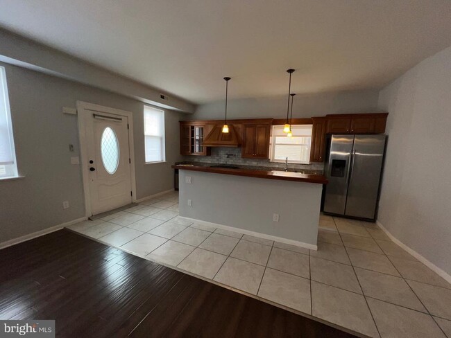 Foto del edificio - 7912 Ardleigh St