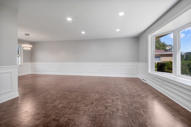 Foto del edificio - 9212 McVicker Ave