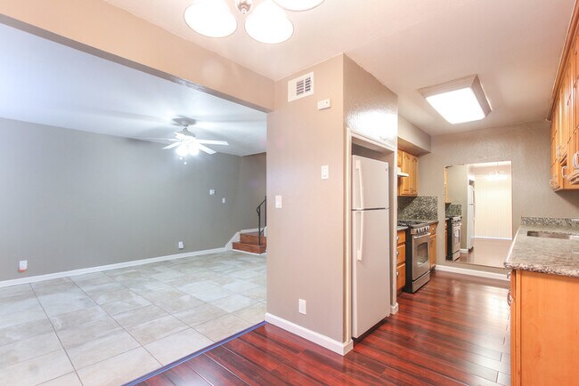 Building Photo - 357 Ethyl St